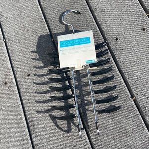 ❄️ Closet Hook Organizer